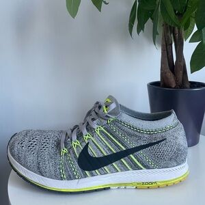 Men Size 10.5 Nike Flyknit Streak Neon Green Gray 835994 007 003 Running Shoes